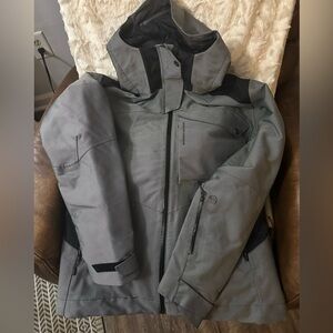 Mountain Hardwear Women’s XL snow ski jacket